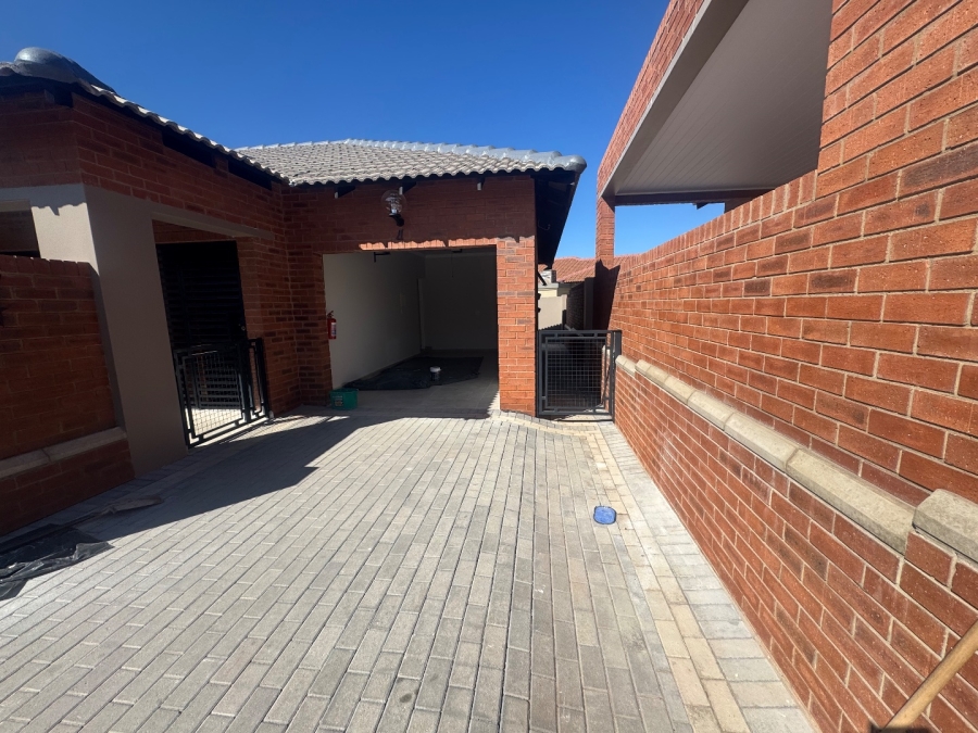 To Let 2 Bedroom Property for Rent in Doringkruin North West
